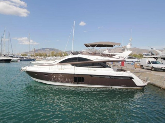 Fairline Phantom 48 "LARA"