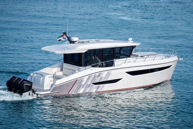 Το ORYX 37LX Cross Cabin Cruiser κάνει πρεμιέρα στο Abu Dhabi International Boat Show 2025